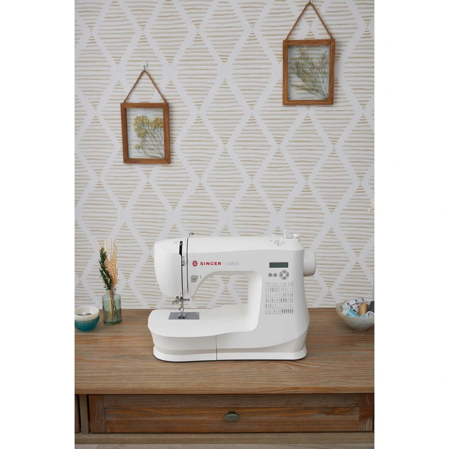 Symaskin Elektronisk C5605 73 st sömmar