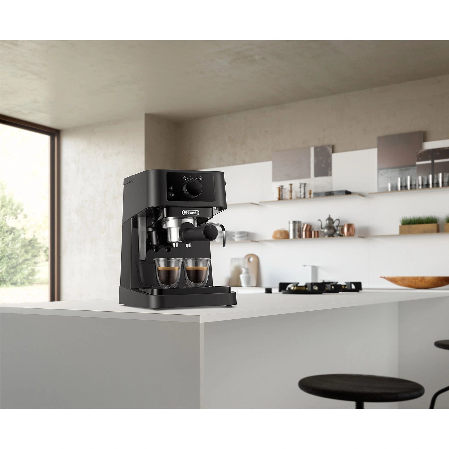 Espressomaskin Manual EC235.BK Stilosa inkl. mjölkskummare