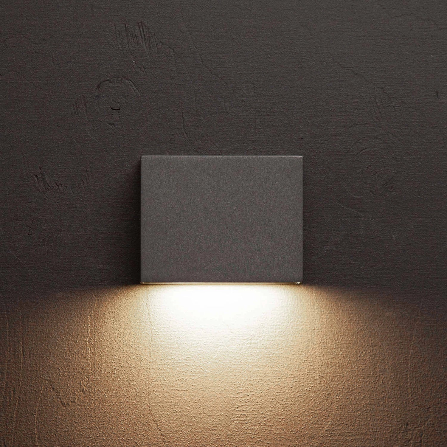 Per I Väggarmatur LED IP54 3000K 4W 210lm Antracit