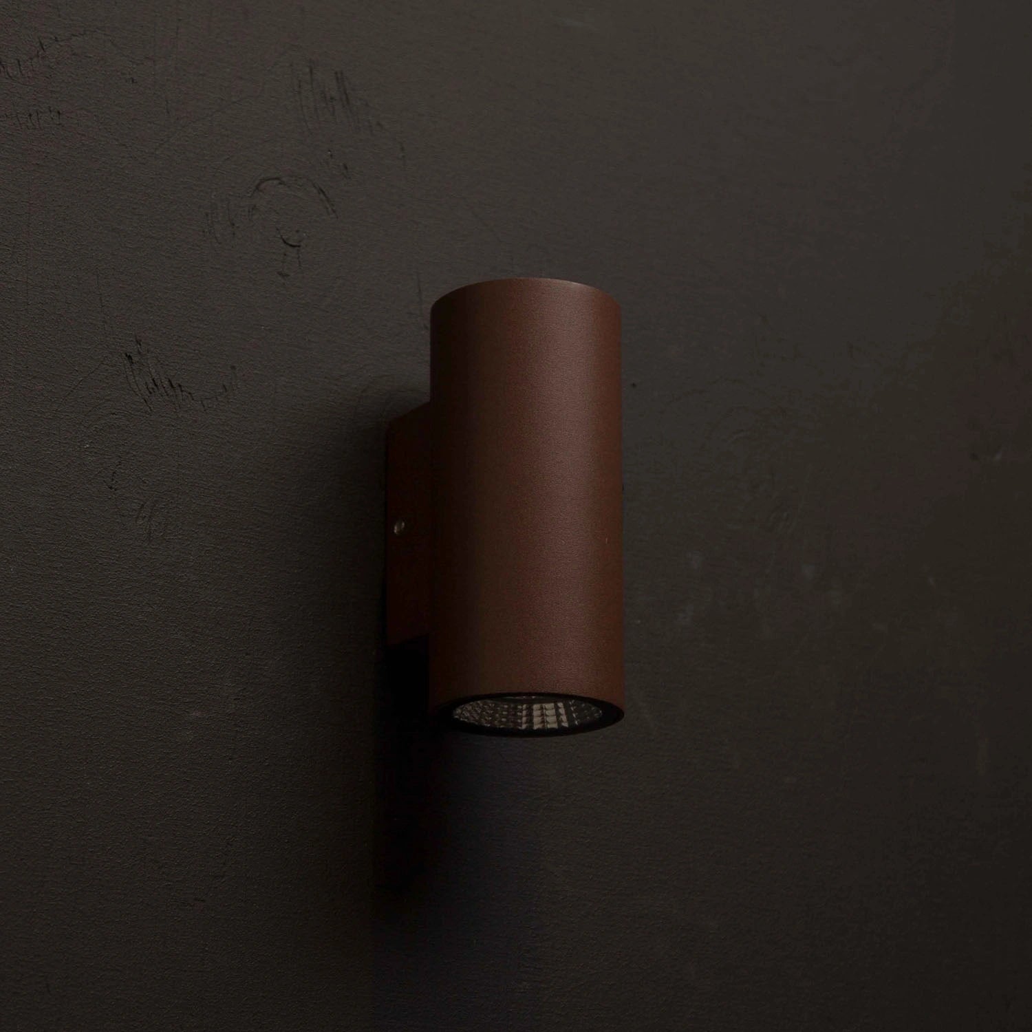 Erik II Väggarmatur LED IP65 3000K 6W 494lm Corten