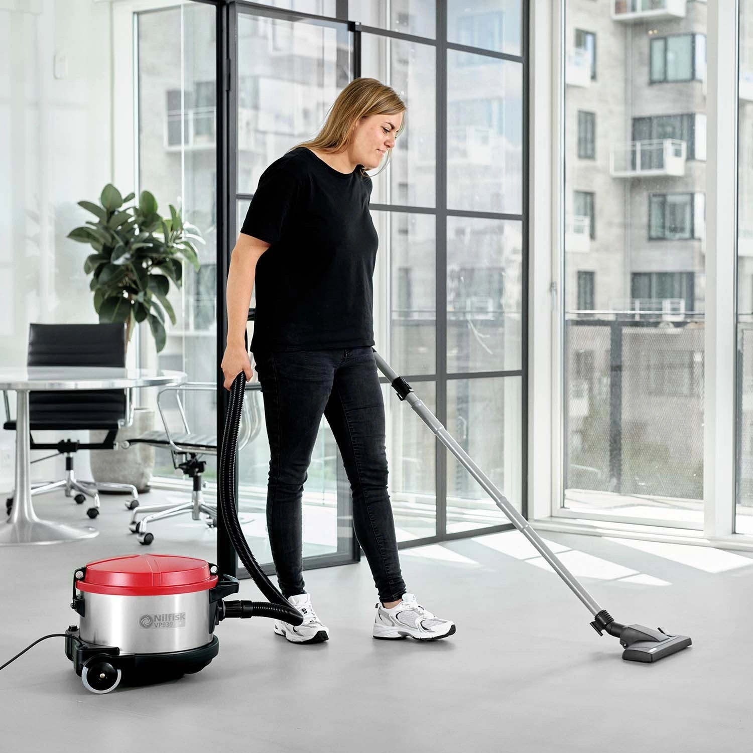 Proffsdammsugare VP930 C Hepa13 "Silence"