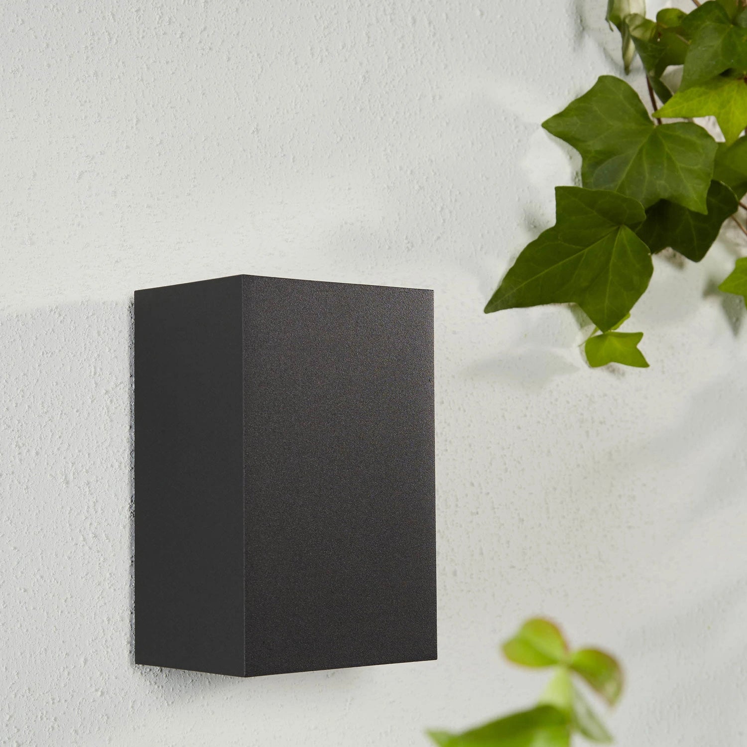 Resonate Vägglampa Wh/Color Amb Sv 230V