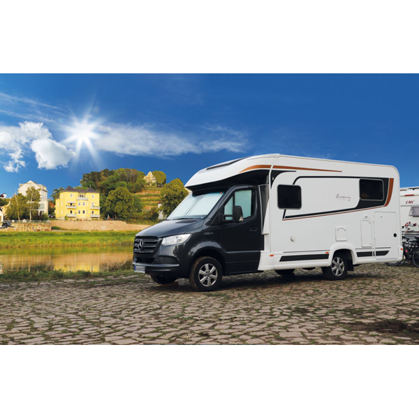 Gardin Remi front IV till Mercedes Sprinter 2019>. För bilar med stor sensor och utan instegshandtag.