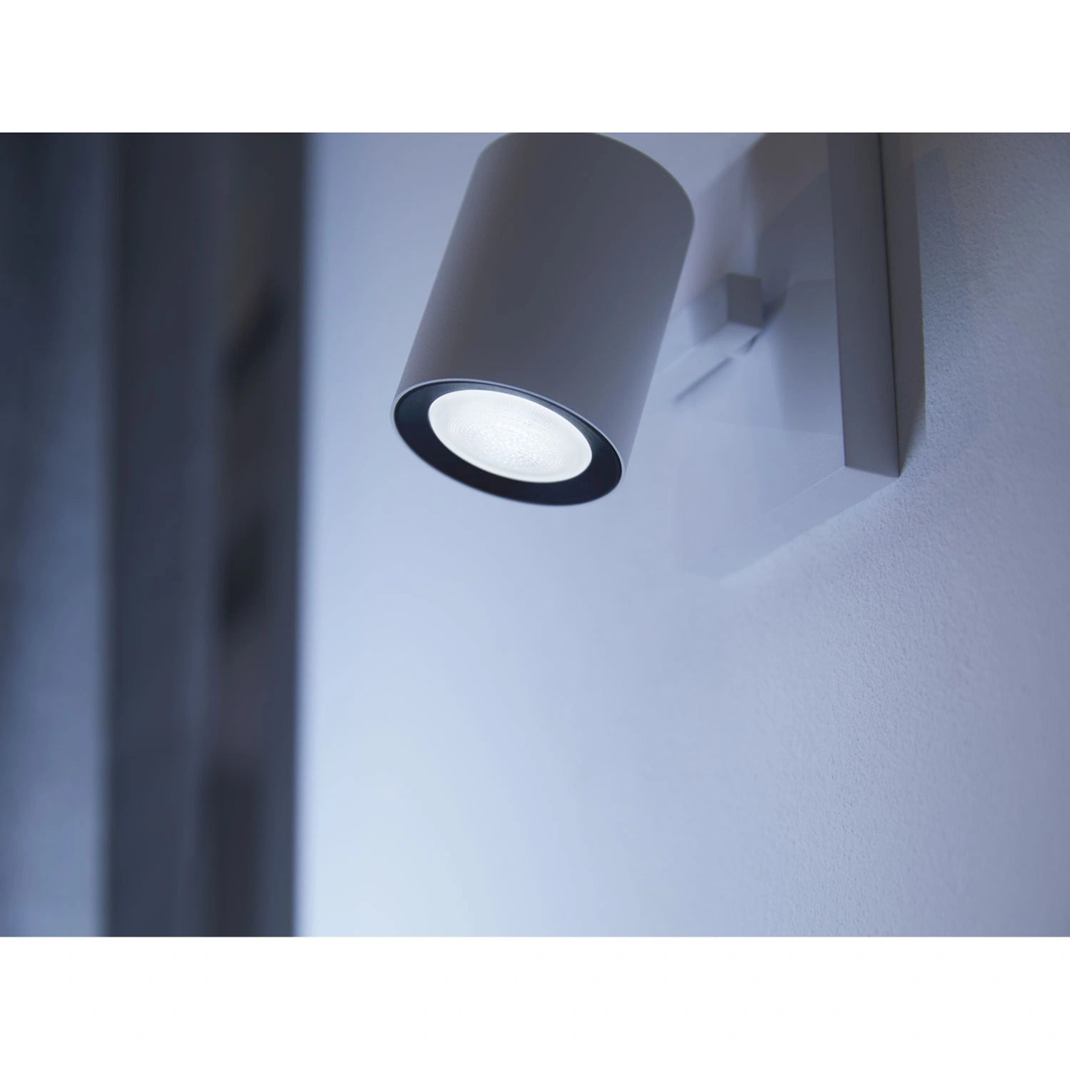 White Ambiance GU10 400lm 1-pack