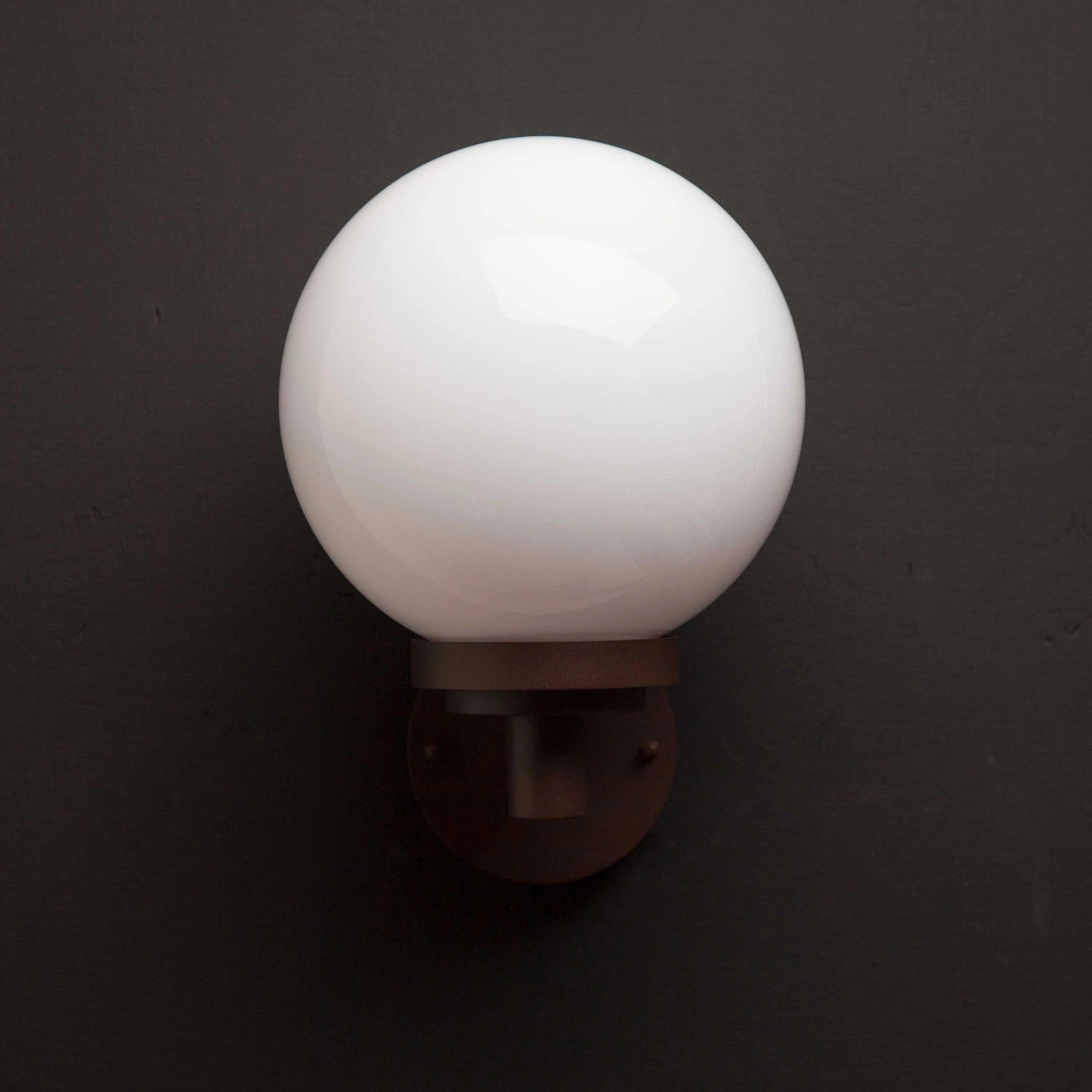 Doro Väggarmatur E27-sockel IP44 Corten