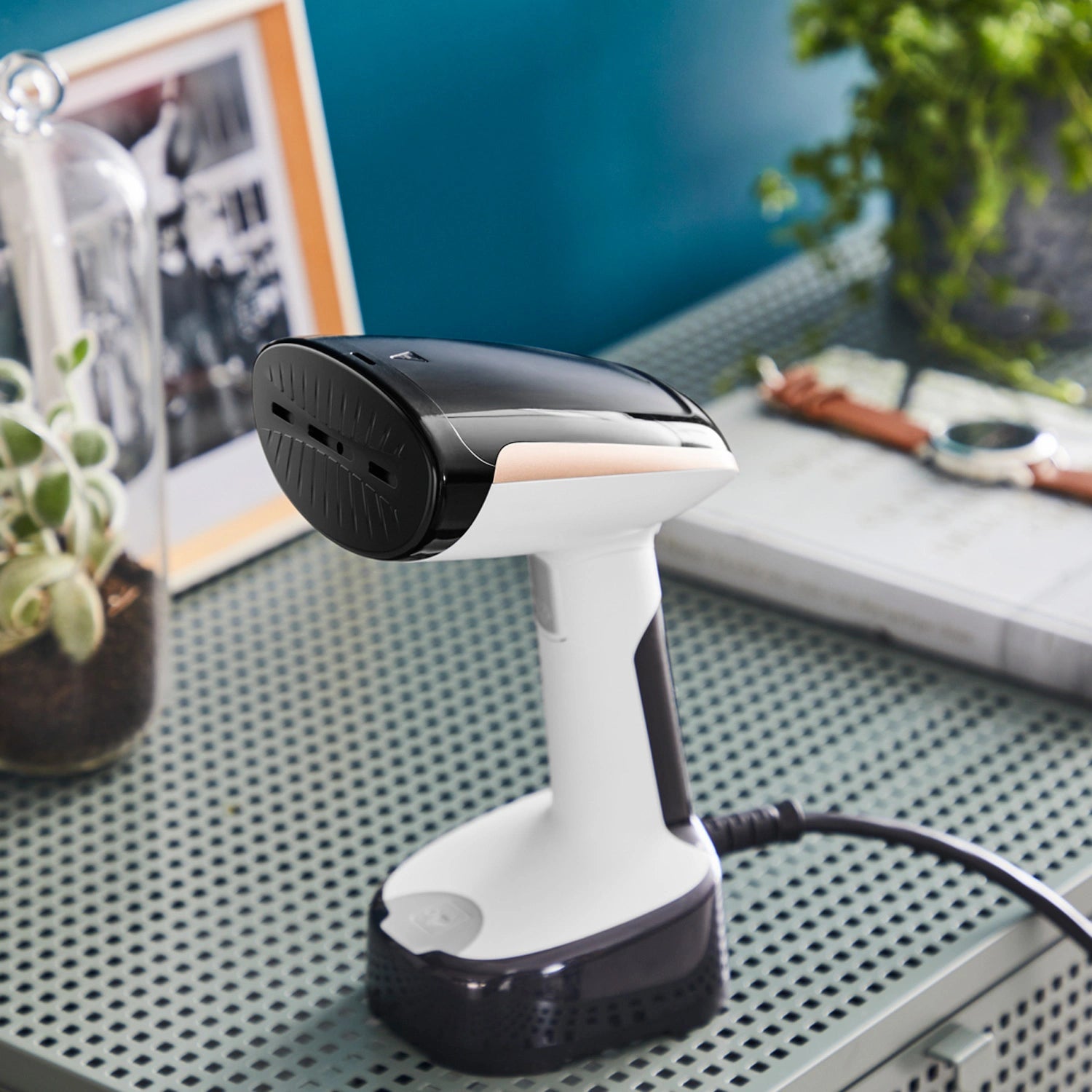 Garment Steamer Access Steam Pocket DT3030E0