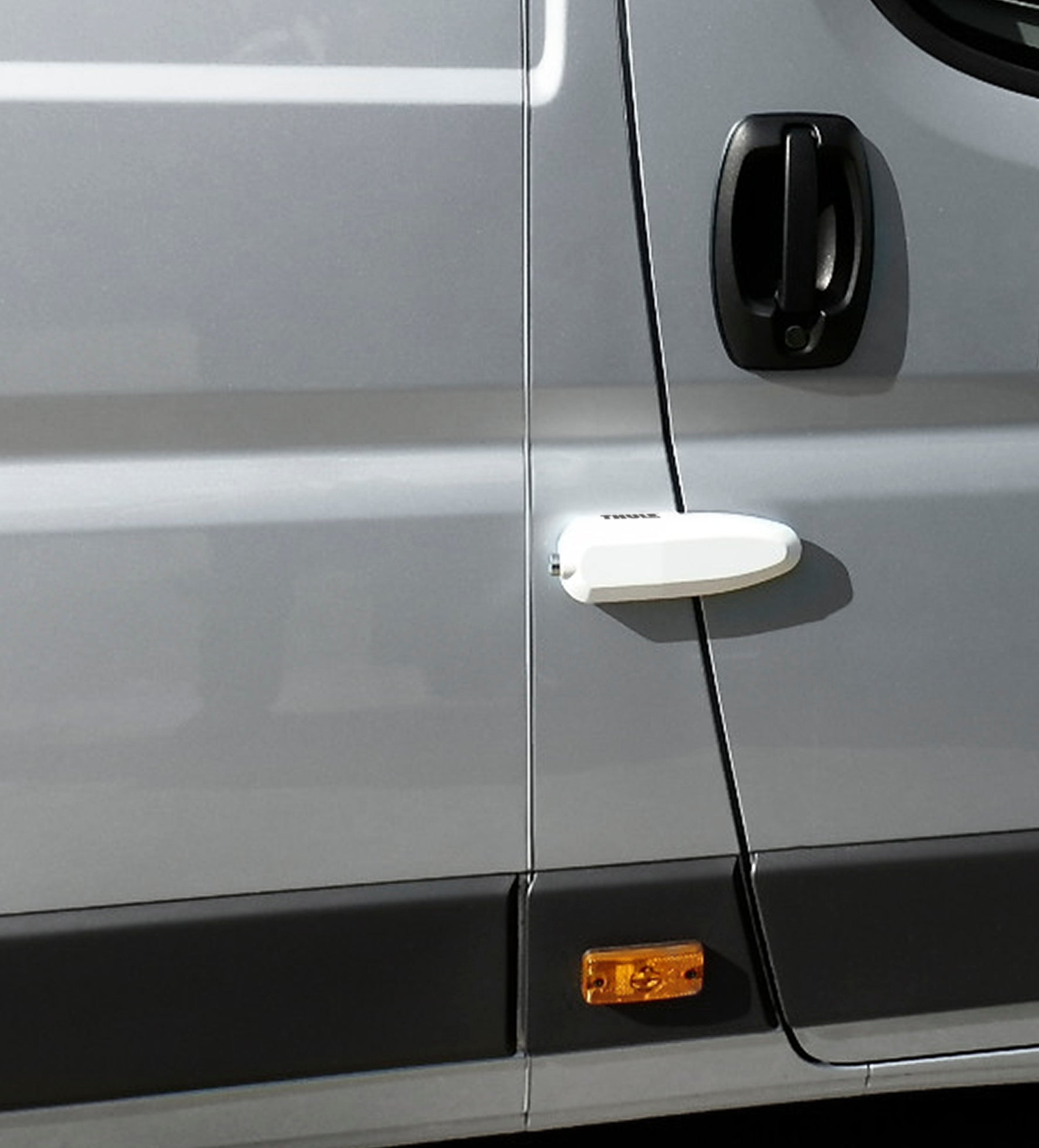 Thule Universallås, vit, 1 pack